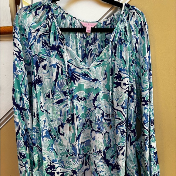 Lilly Pulitzer Tops - Like New Lilly Pulitzer Willa Front Tie blouse size large